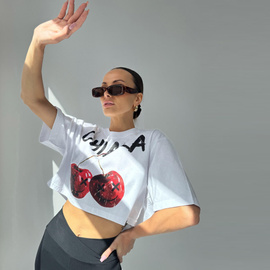 Chiara Wear - T-shirt crop top CHERRY - biały