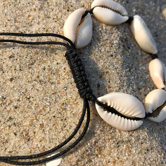 Fit Kolekcja - Shell Bracelet - black